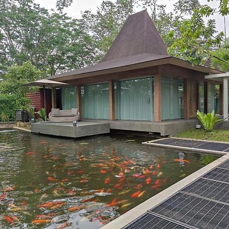 Djoglo Luxury Bungalow Wendit Luaran gambar