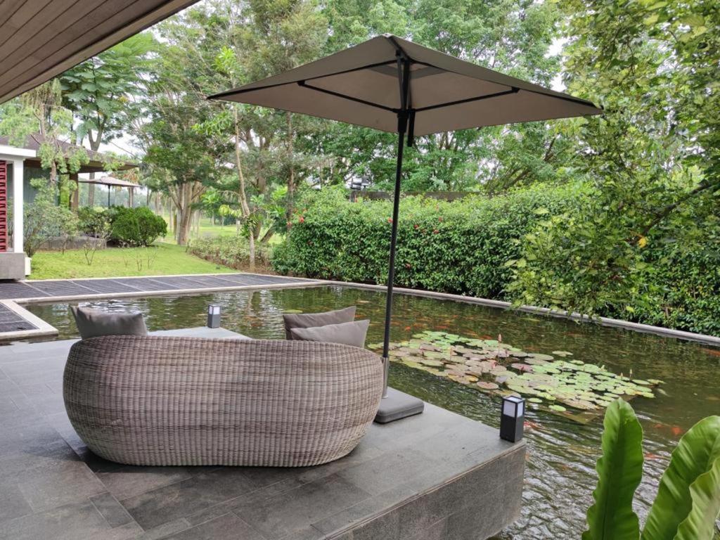 Djoglo Luxury Bungalow Wendit Luaran gambar